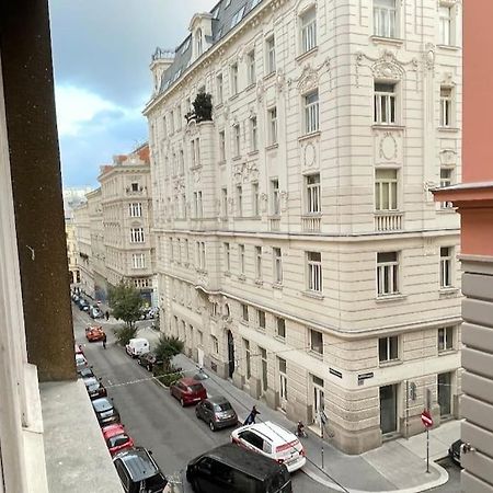 Mariahilfer Street Apartment فيينا المظهر الخارجي الصورة